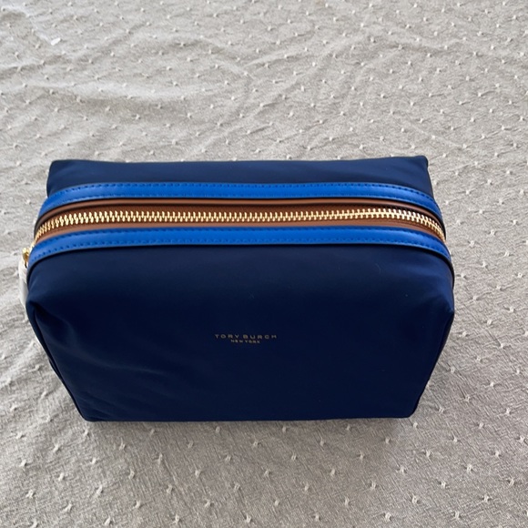 Tory Burch Perry Nylon Block Small Cosmetic Case Royal Blue size 8”In x 6”x4 In - Picture 3 of 8